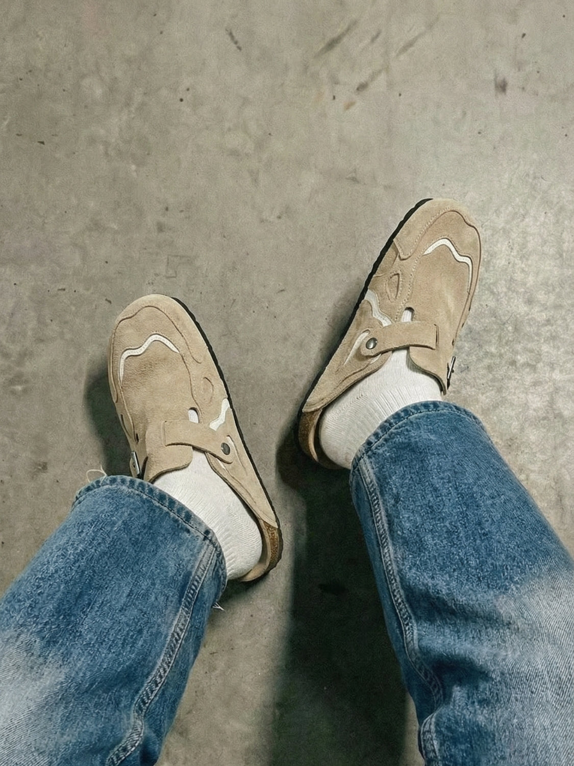 DCRB Wavey Clogs - Beige